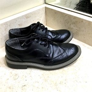 Kenneth Cole Dress Shoe